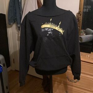 Black Graphic Women’s Sweater